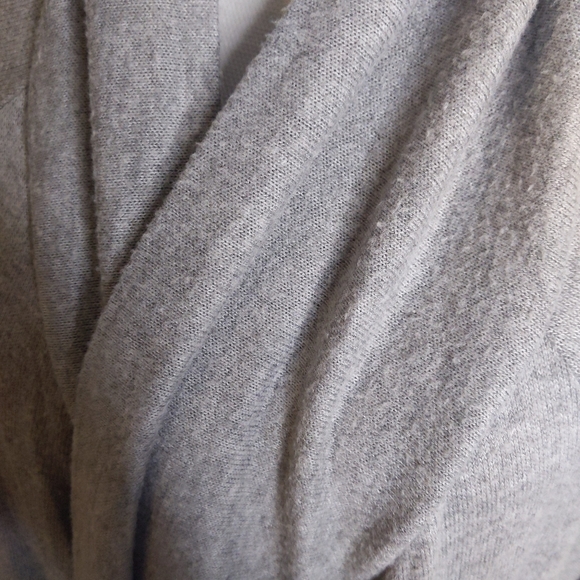 Status by Chenault Ombre Dip Dye Cardigan Sweater Grey Soft Knit Nordstrom Women - Picture 7 of 10